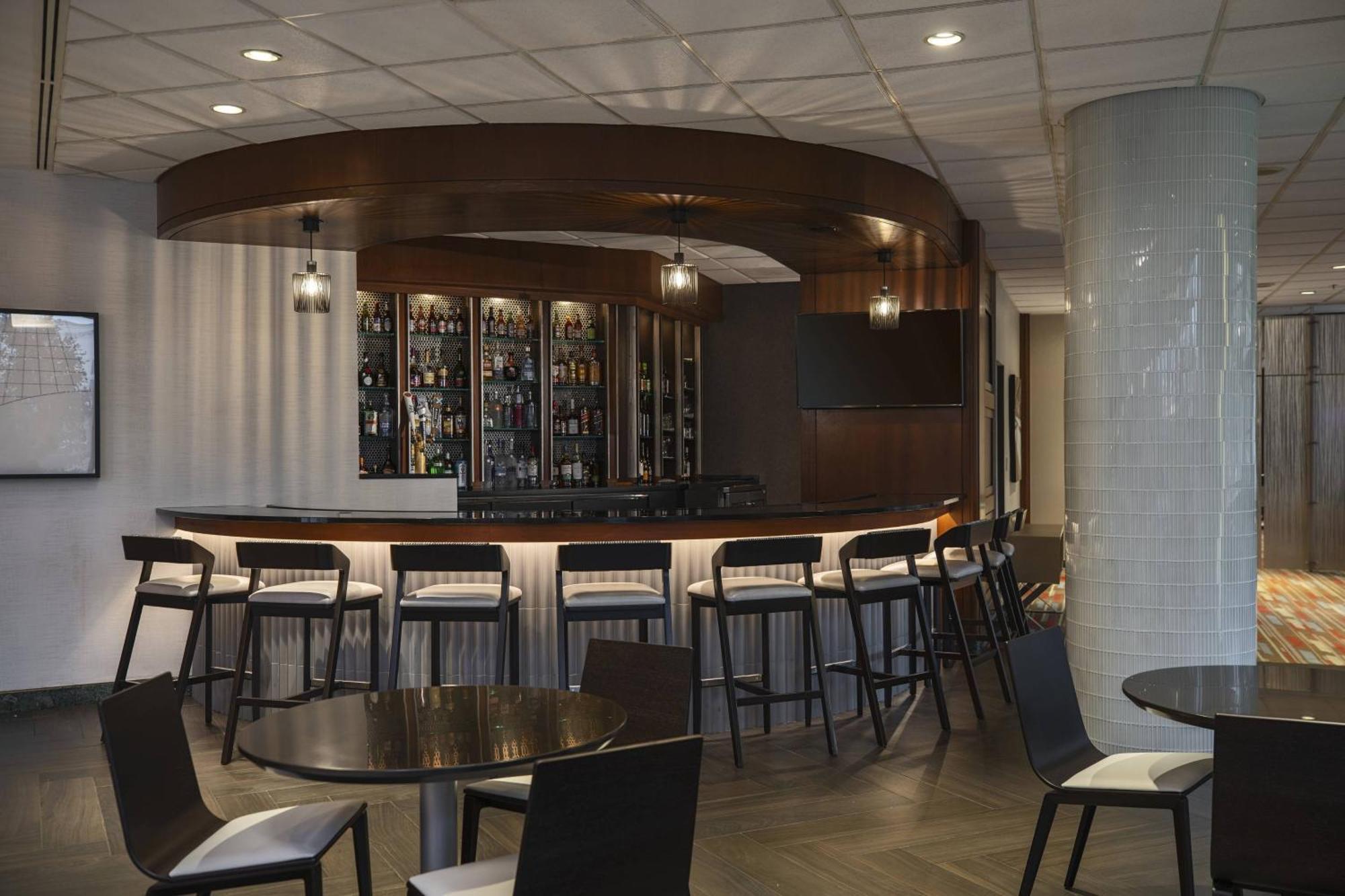 Washington Dulles Marriott Suites Herndon Exteriör bild