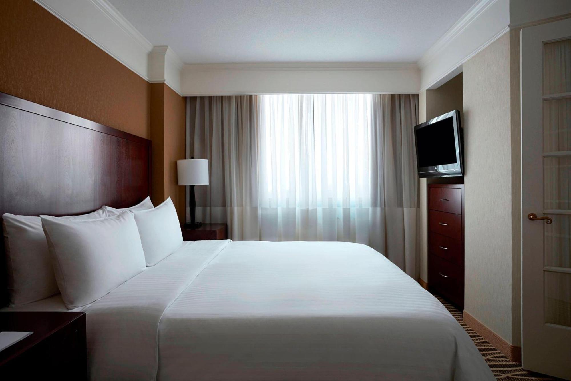 Washington Dulles Marriott Suites Herndon Exteriör bild