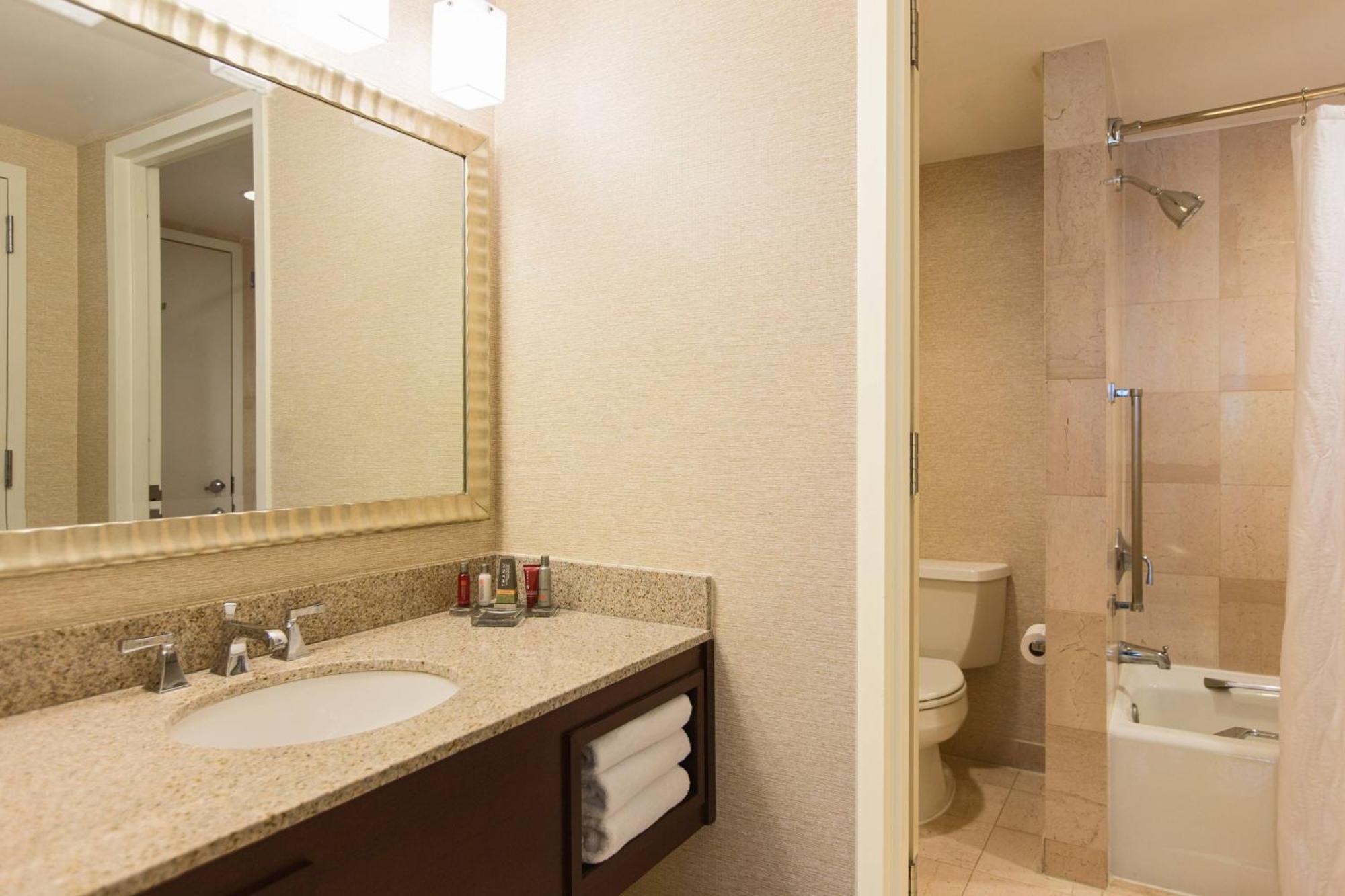 Washington Dulles Marriott Suites Herndon Exteriör bild