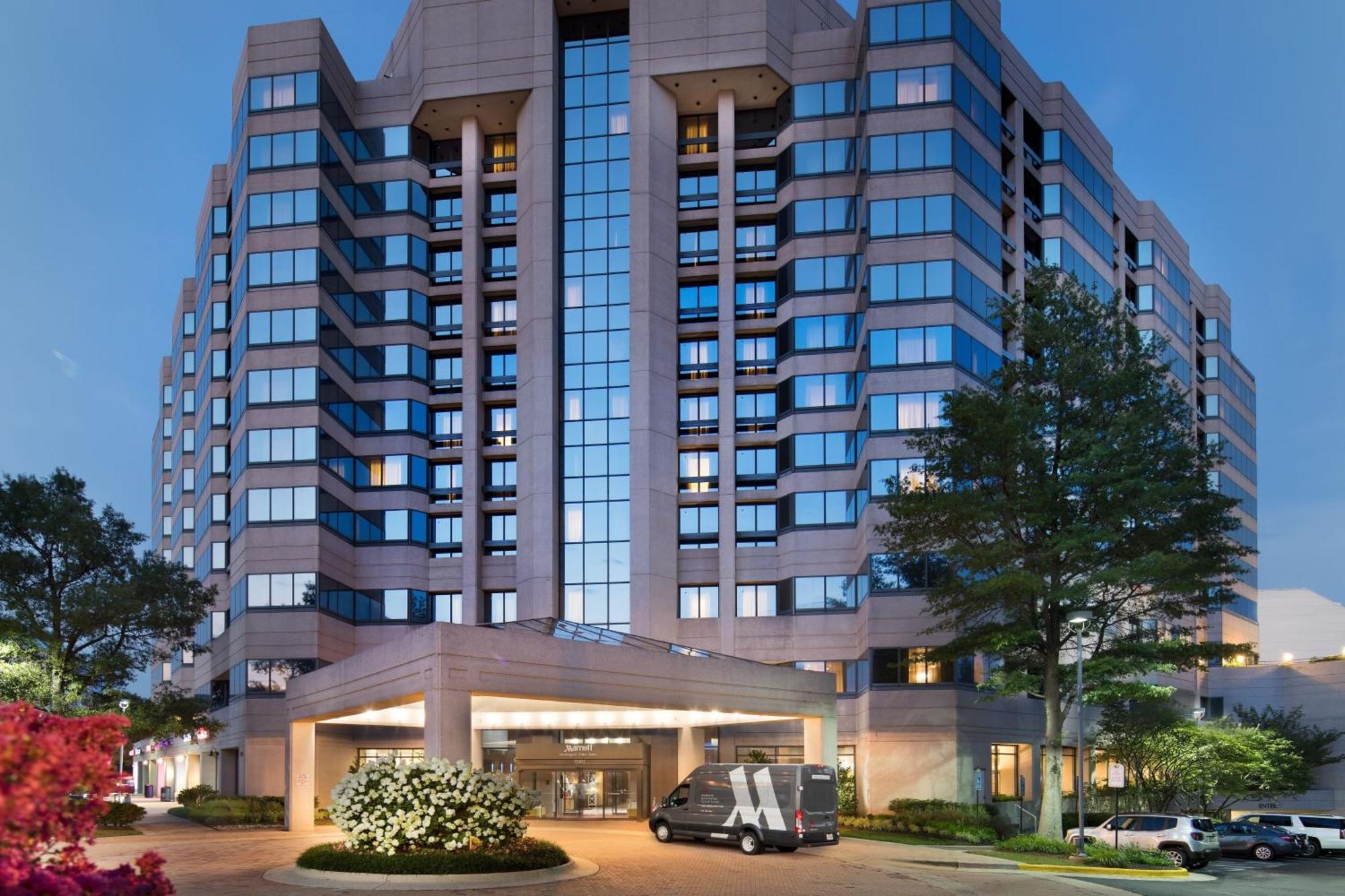 Washington Dulles Marriott Suites Herndon Exteriör bild