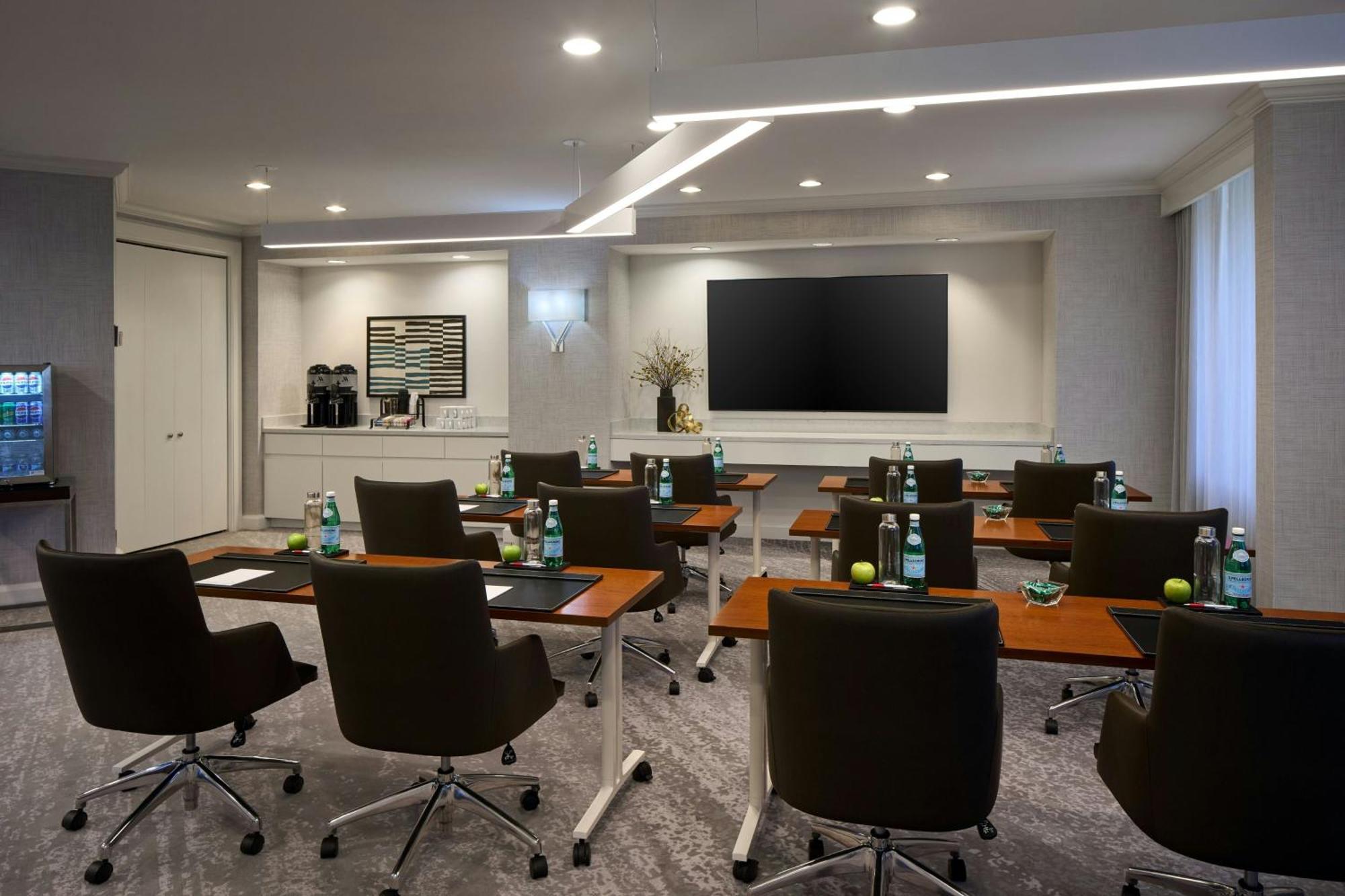Washington Dulles Marriott Suites Herndon Exteriör bild